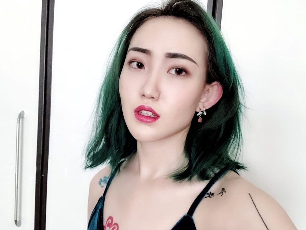 马雨萱-重磅泄密西安音乐学院终极母狗反差婊子爆光[1V+67P/418M]