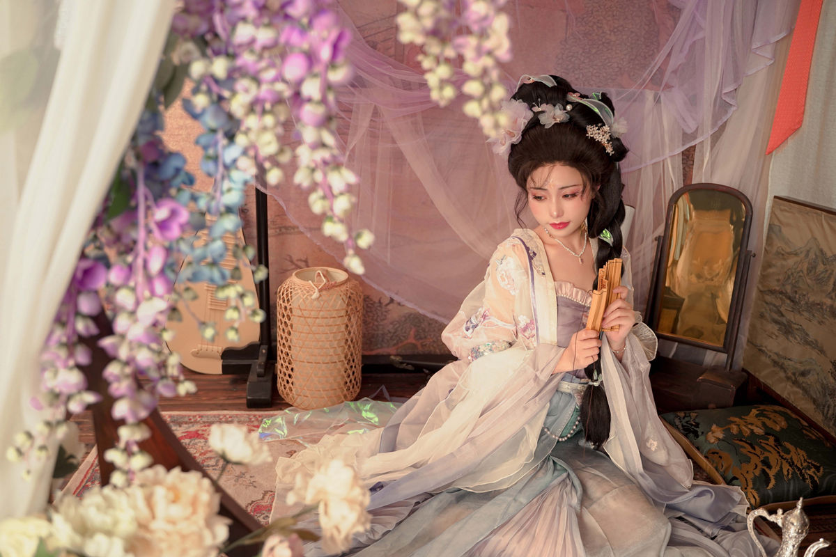 爆机少女喵小吉-稀有露脸高端ACG业界女神古装迷情长相思古风天花板绝品鲜美嫩穴开腿待插[3V+94P/327M]
