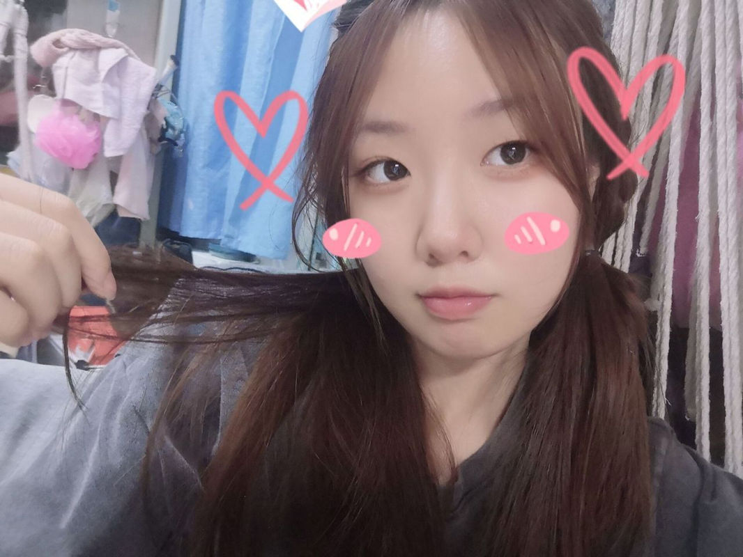 马钰欣-青海师范大学与男友泄密视频又是一个被渣男伤害的小婊子戴着眼镜平时看起来斯斯文文啪啪的时候也是非常风骚[11V+12P/319M]