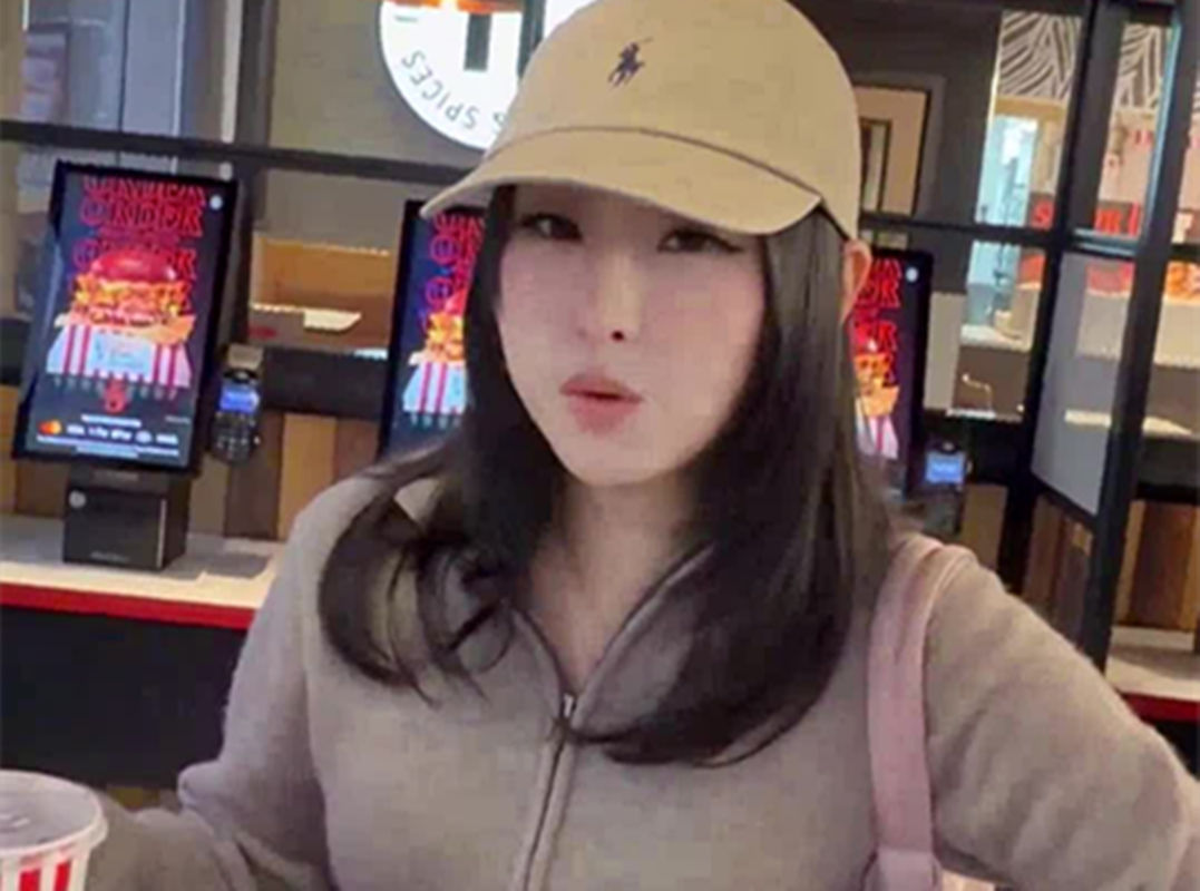 魅魔pupu-在商场厕所爆操除了吃鸡还要吃爆浆鸡[1V/907M]