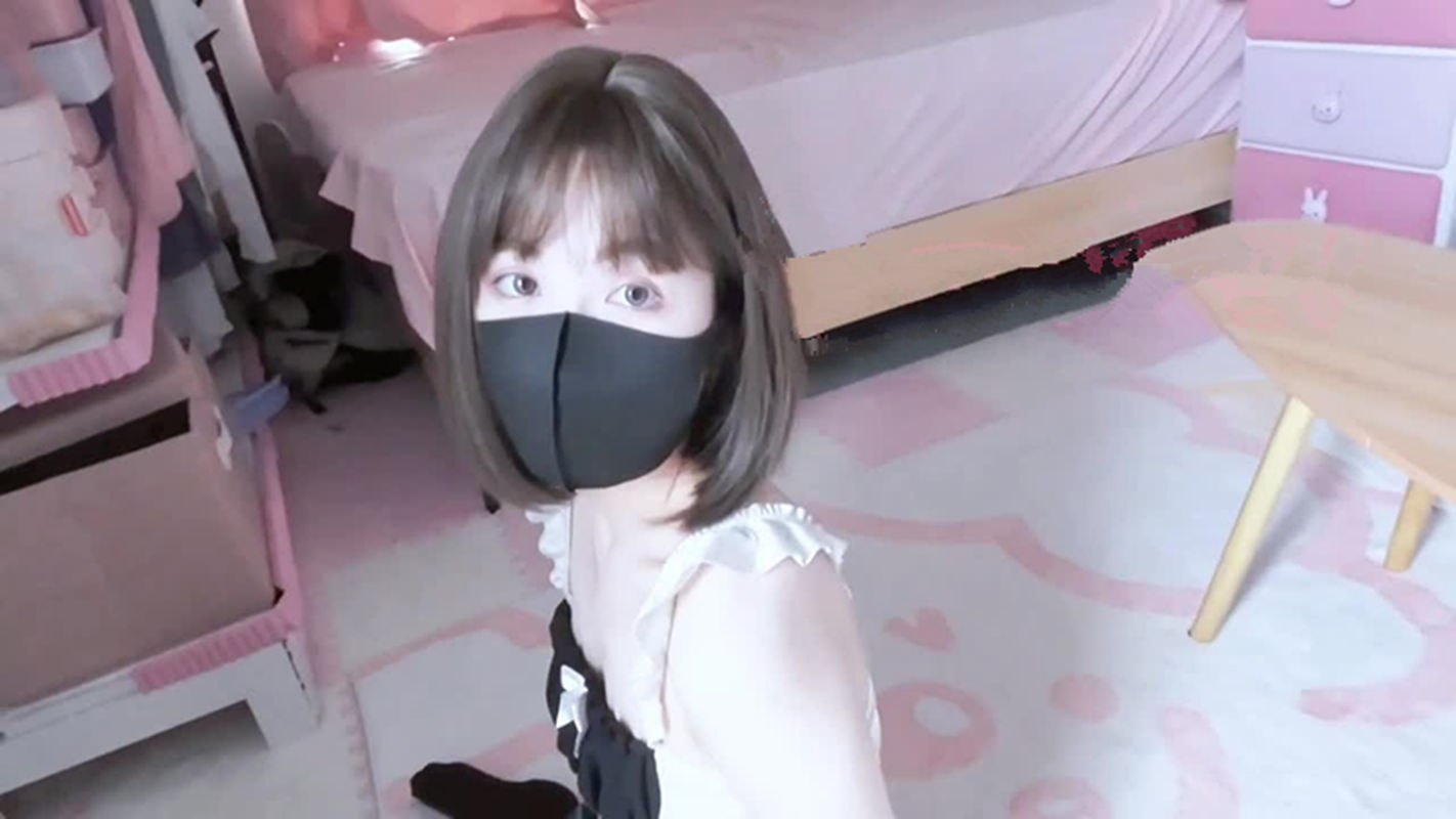 懒懒猪-我的白幼瘦居家蕾丝女仆[1V/374M]